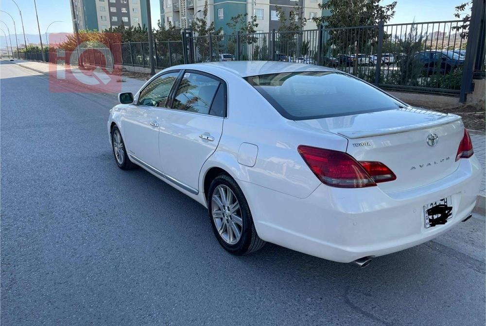 تويوتا أفالون